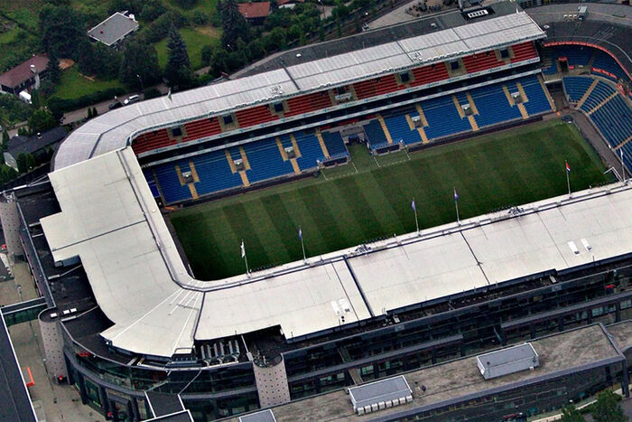 Fotballstadion sett ovenfra