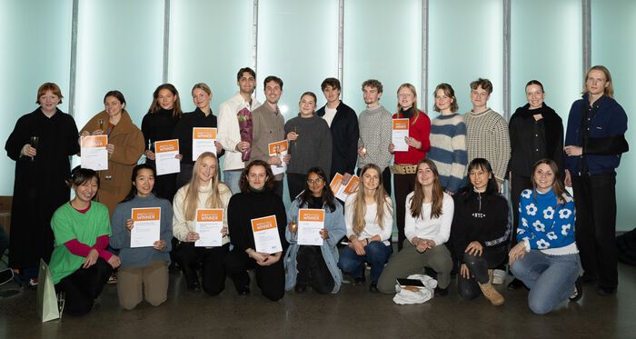 Foto av alle studentene som vant AHO awards høst 2023